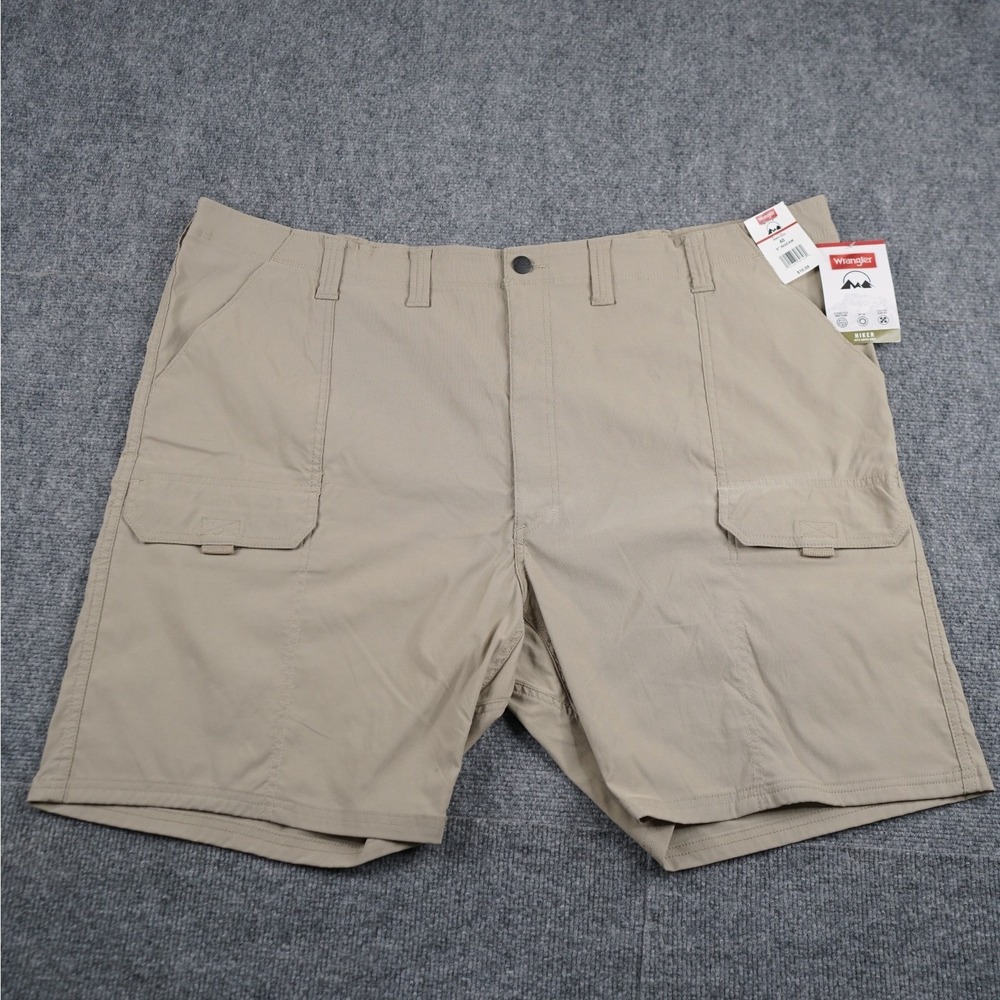 Wrangler Mens Hiker Cargo Shorts Khaki Tan 48W NW972DS Flex Waistband NEW‎ NWT